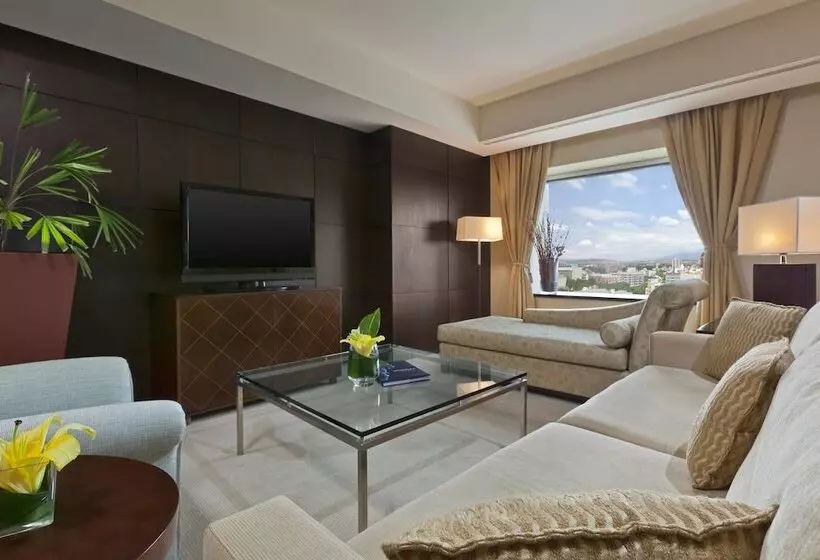 هتل Sheraton Mendoza