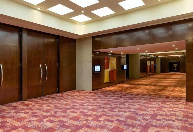 هتل Sheraton Mendoza