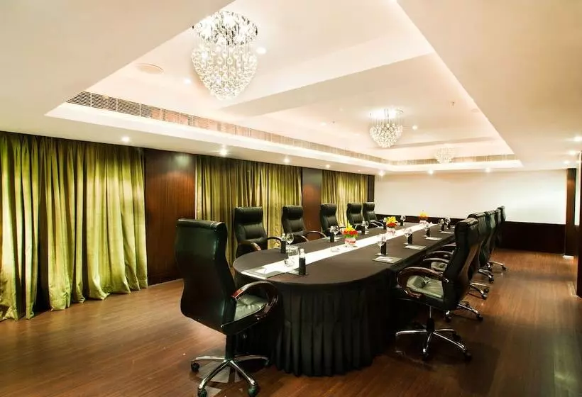 ホテル Taj Deccan