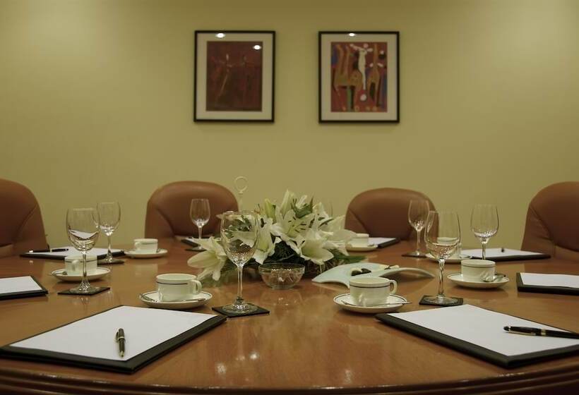 ホテル Taj Deccan