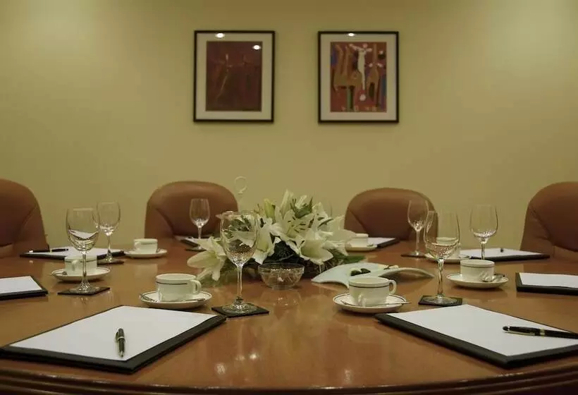 ホテル Taj Deccan