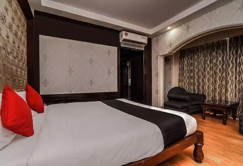 Отель Utkarsh Vilas Tavisha