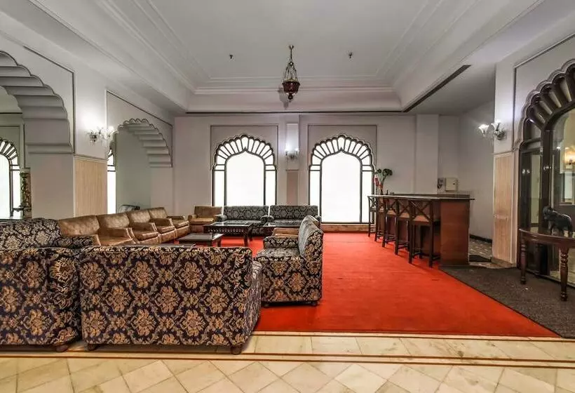 Отель Utkarsh Vilas Tavisha