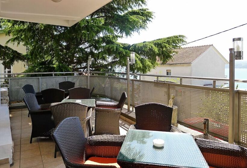 فندق Villa Aurora