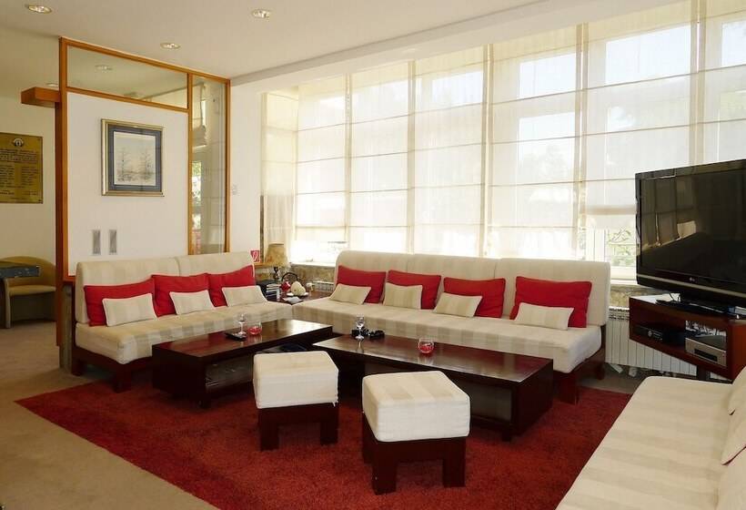 فندق Villa Aurora