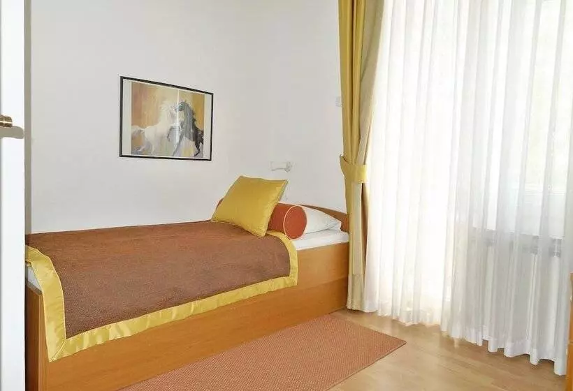 ホテル Villa Aurora