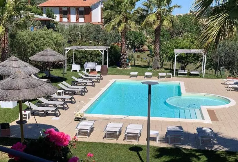 Отель Villa Susanna Degli Ulivi   Resort & Spa