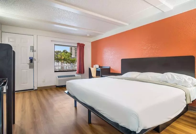 Motel 6 Fort Myers, Fl