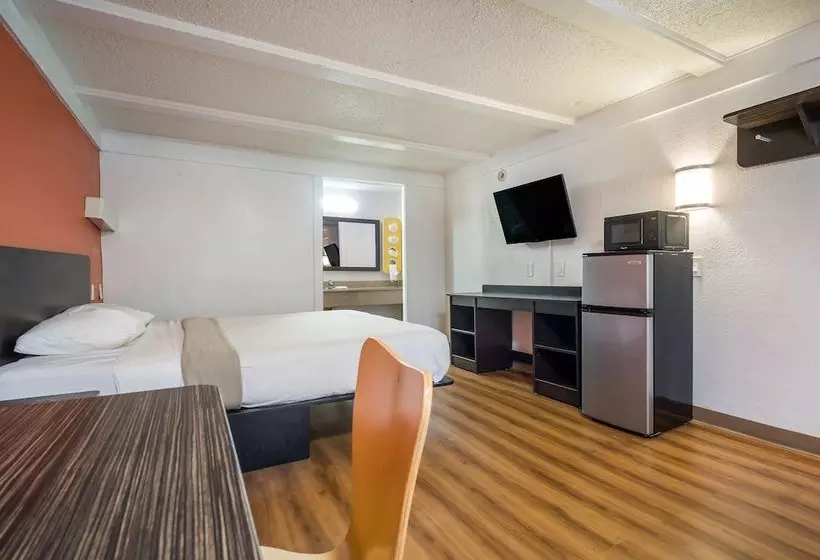 Motel 6 Fort Myers, Fl