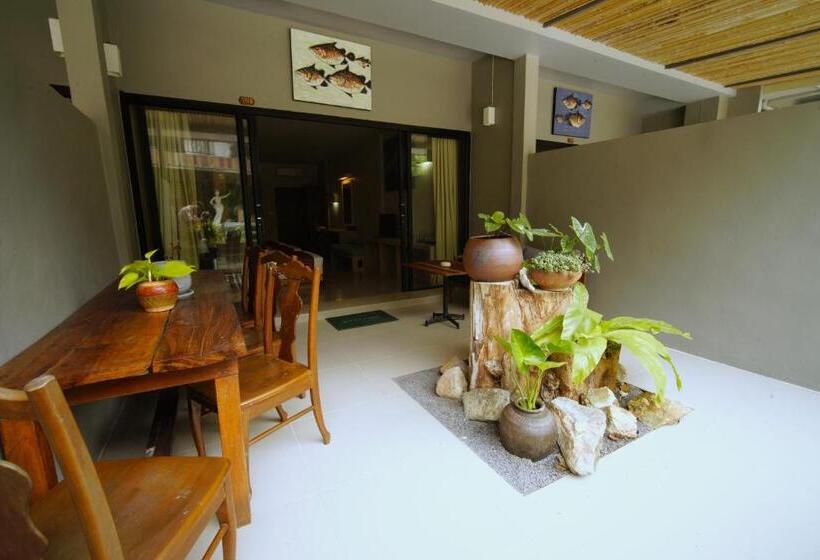 استراحتگاه Villa Cha Cha Salad Beach Koh Phangan