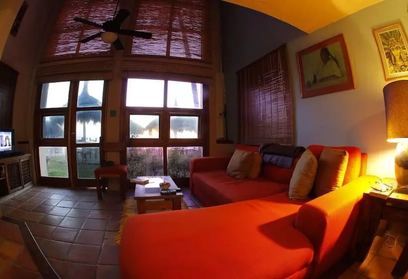 Villas El Rancho Green Resort