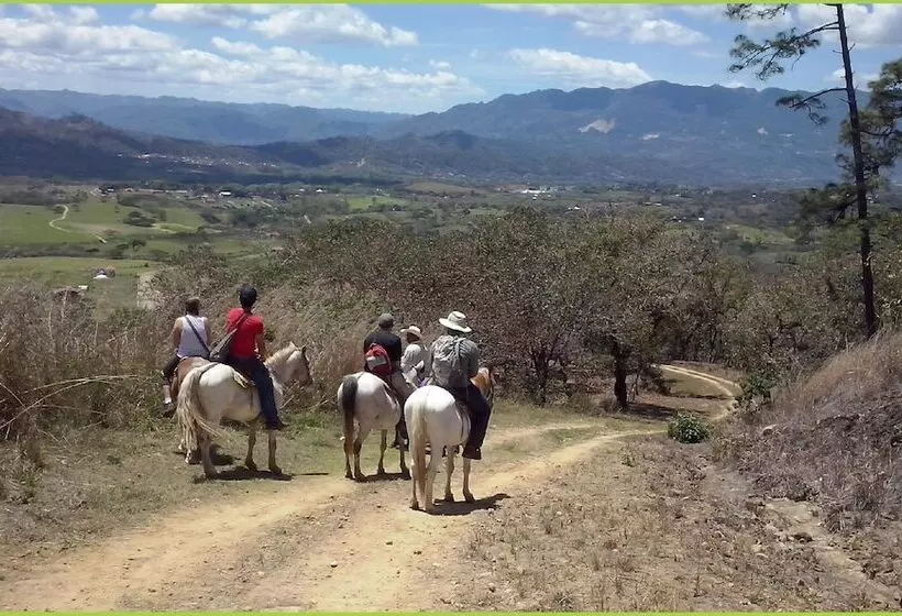 Centro Ecoturistico Toninakayab