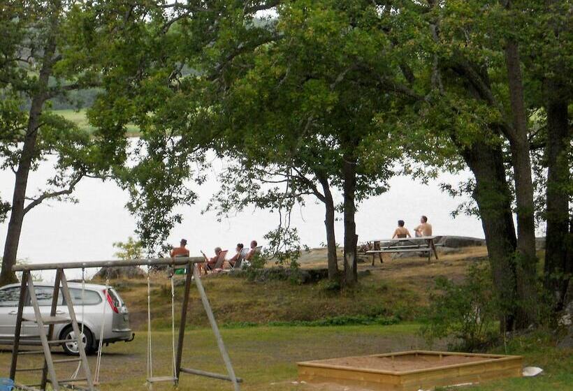 בית מלון כפרי Blankaholms Bad Och Naturcamping