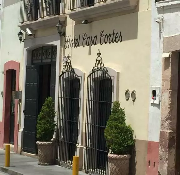 هتل Casa Cortes
