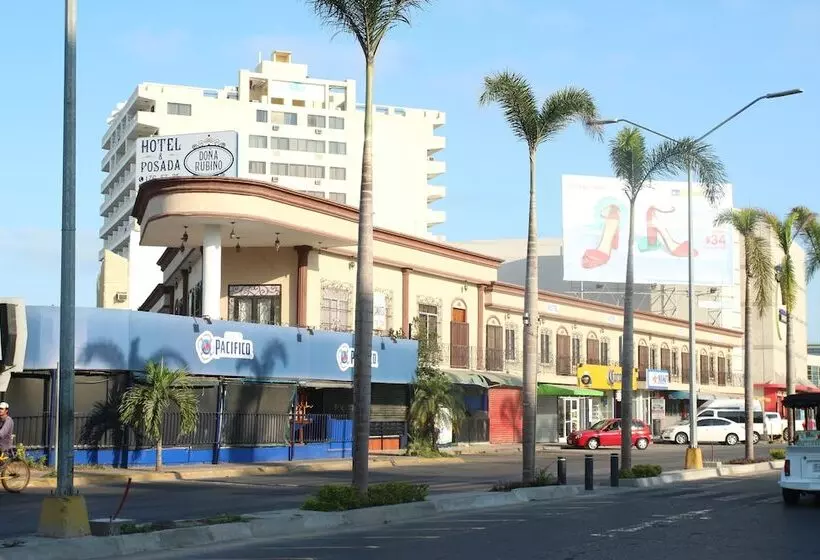 ホテル Posada Doña Rubino