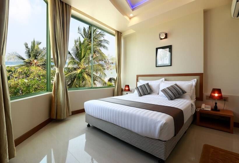 هتل Season Holidays At Hulhumale