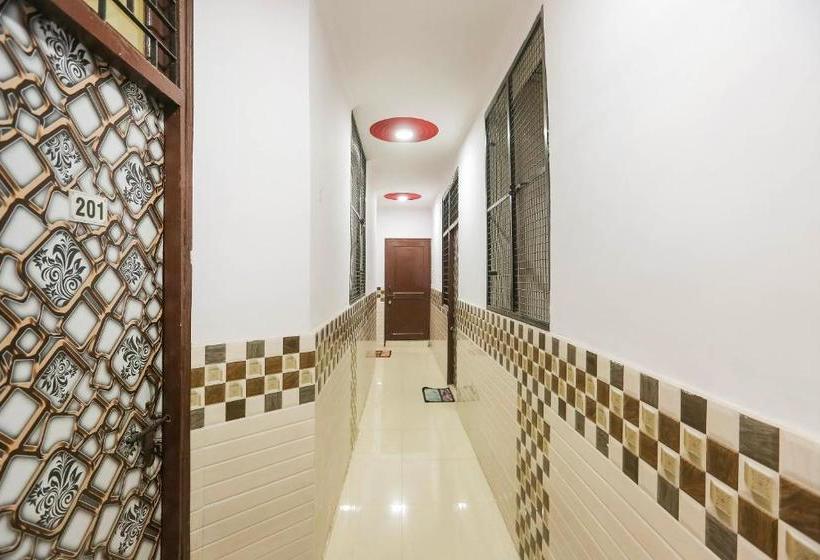 Hotel Spot On 65647 Royal Inn Guest House