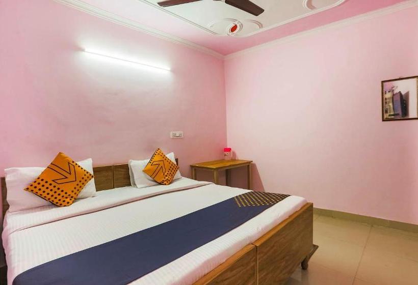 Hotel Spot On 65647 Royal Inn Guest House