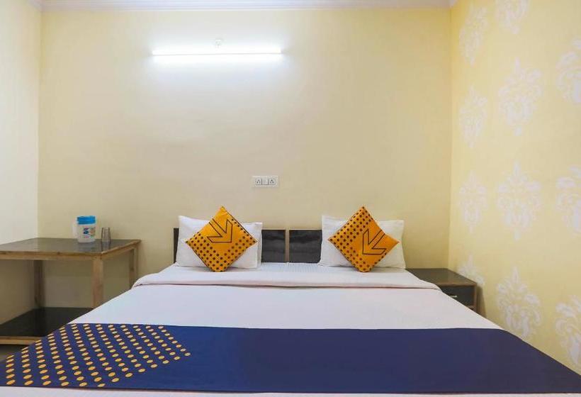 Hotel Spot On 65647 Royal Inn Guest House