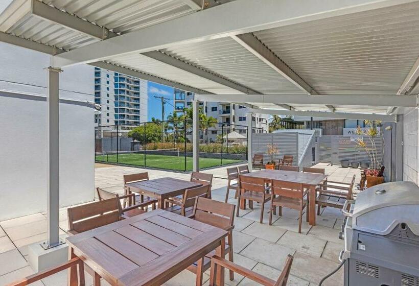 Northwind Beachfront Apartments