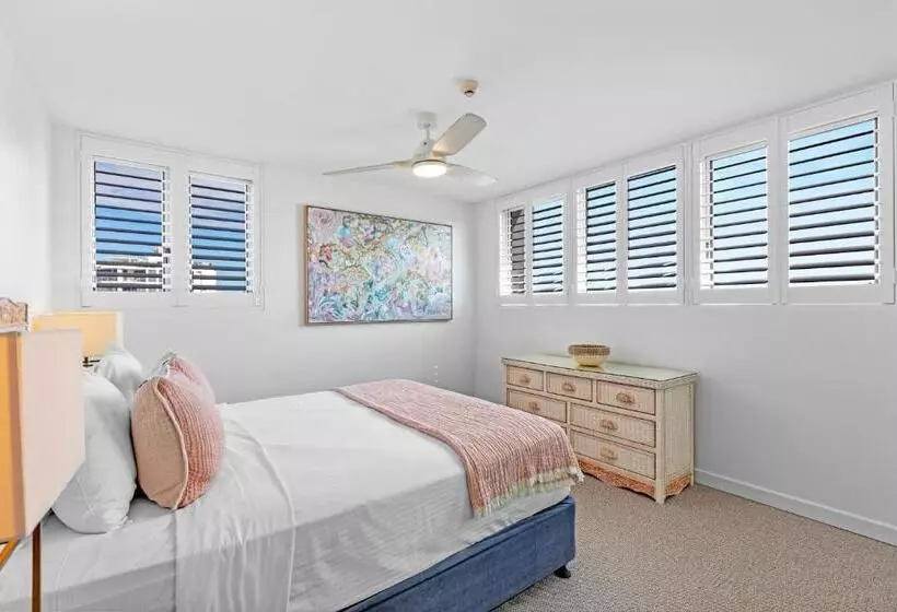 Northwind Beachfront Apartments