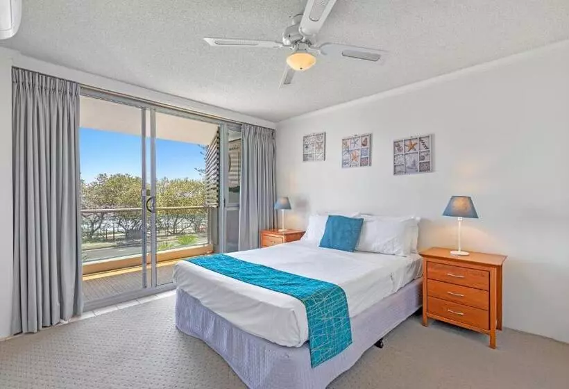 Northwind Beachfront Apartments