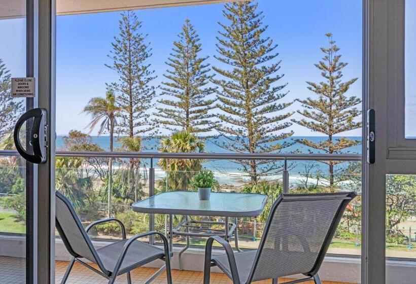 Northwind Beachfront Apartments