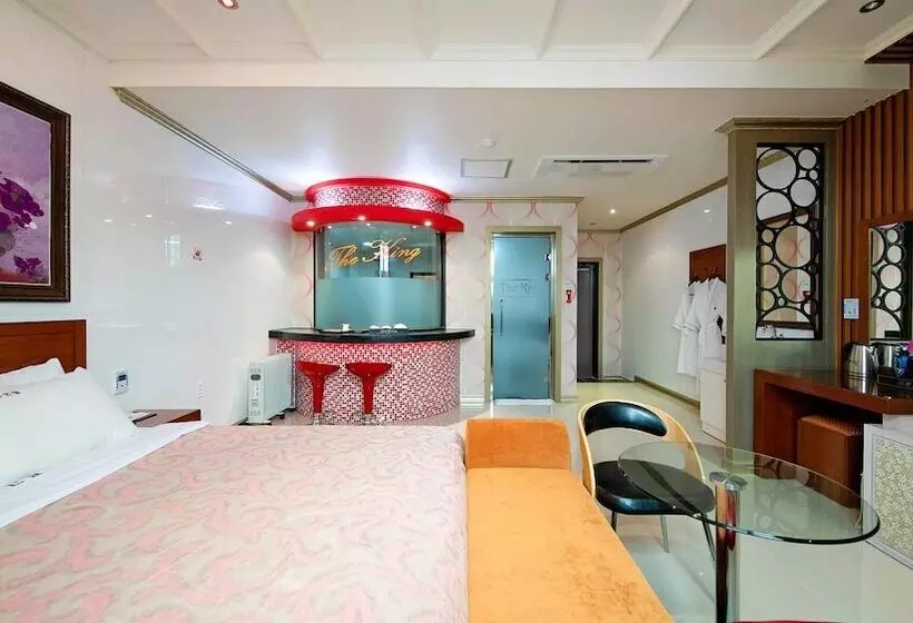 Yeosu King Pension
