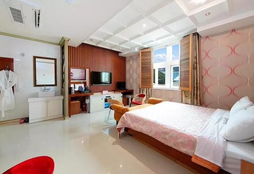 Yeosu King Pension