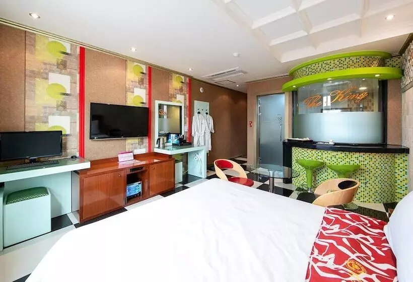 Yeosu King Pension