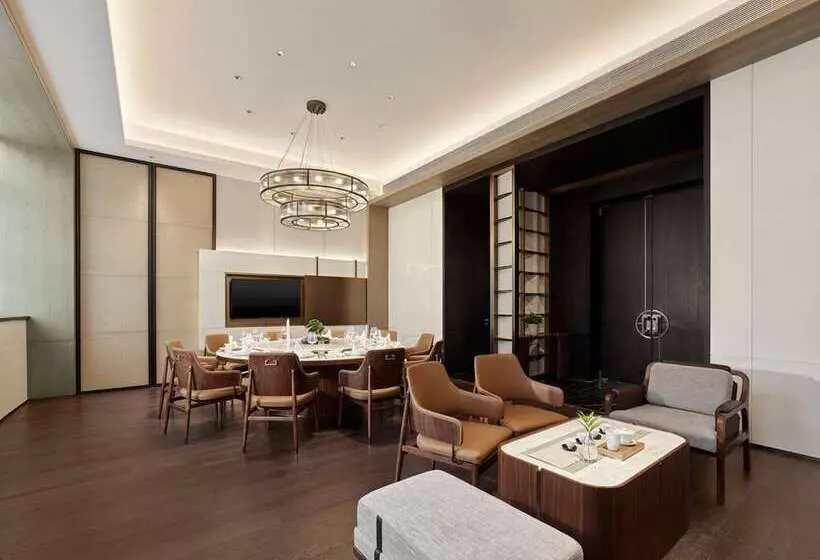 ホテル Hilton Jiaxing