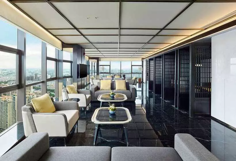 ホテル Hilton Jiaxing