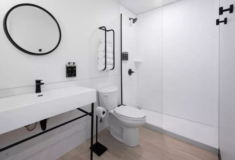 モーテル Vrge Revelstoke