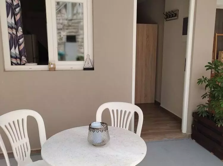 Majatalo Garden Square Inn