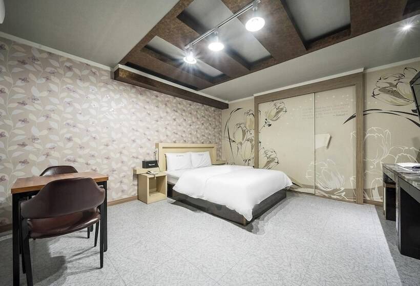 Motel Gumi Wonpyeongdong Q9