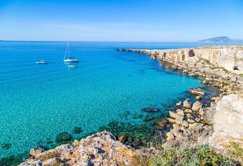 酒店 Mangia S Favignana Resort