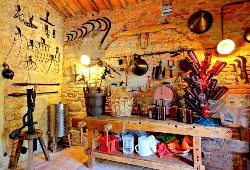 Nice Cottage In Terranuova Bracciolini With Pool