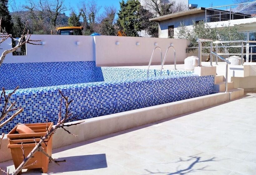 پانسیون Vila Ivanovic