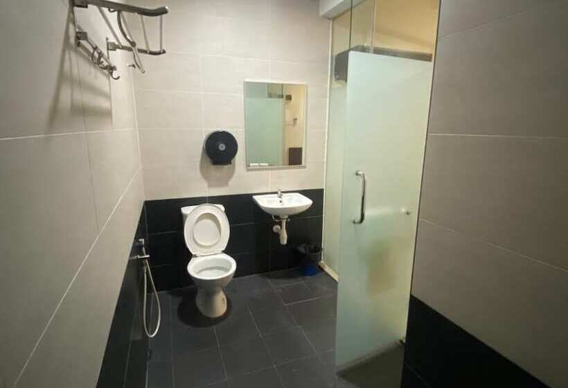 D&f Boutique Hotel Senawang