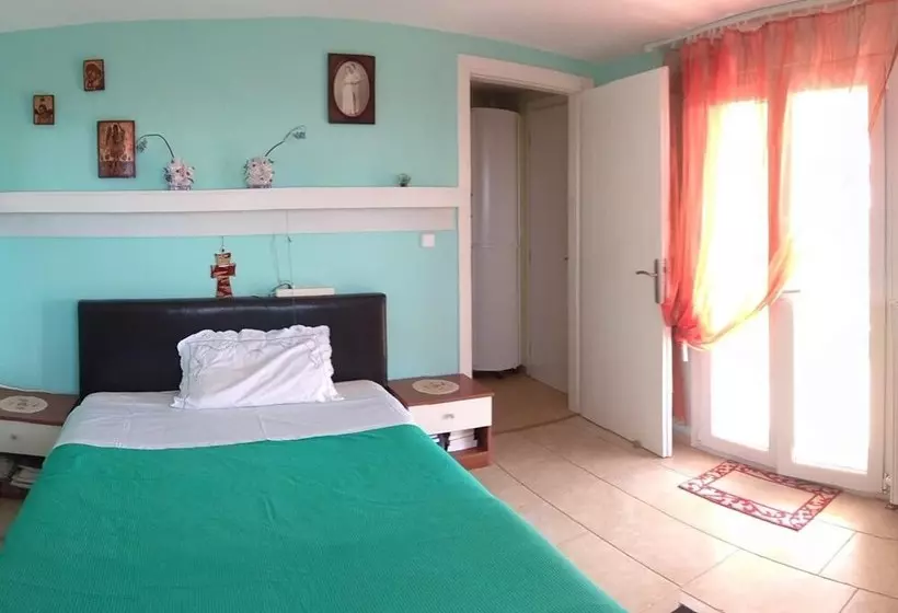 Eva S Treasure Nea Flogita Halkidiki