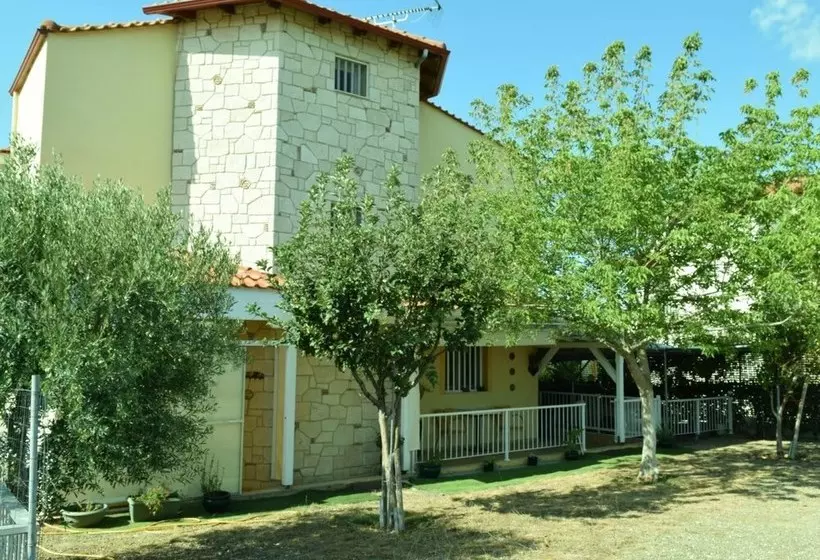 Eva S Treasure Nea Flogita Halkidiki