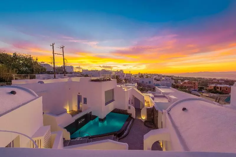 هتل Sole D'oro Luxury Suites