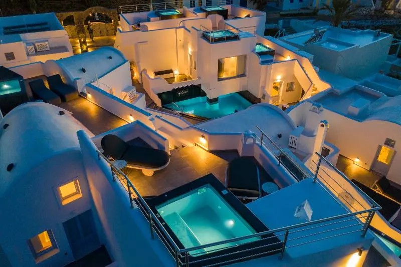 هتل Sole D'oro Luxury Suites