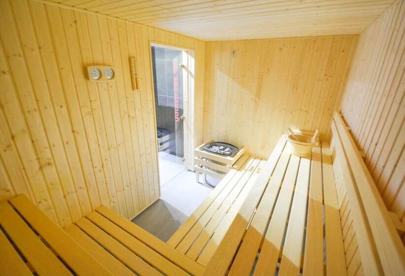 Отель Tychy Prime