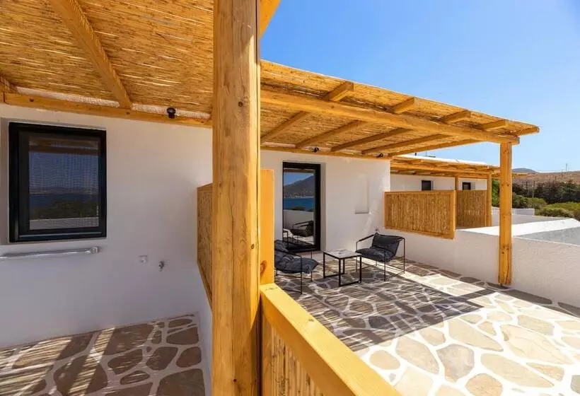 ペンション Omilos Beachfront House