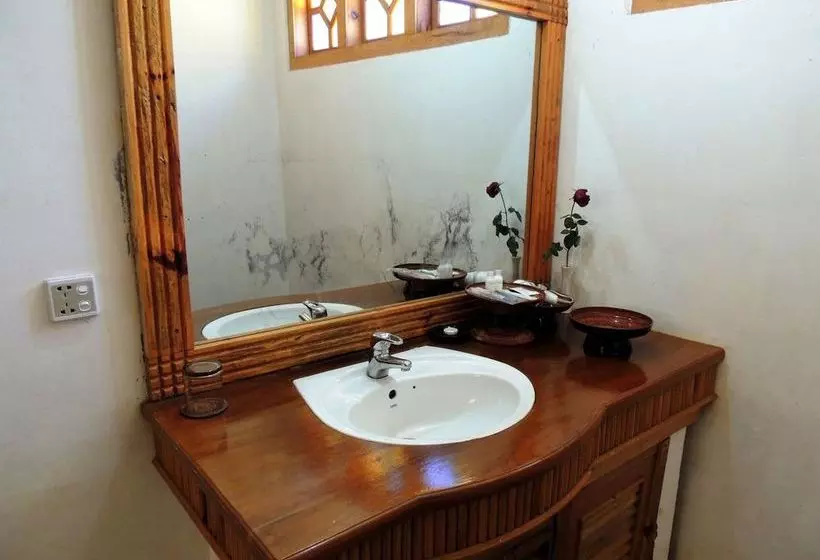 Conqueror Hotel Pindaya