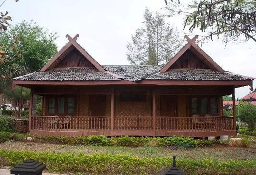 Conqueror Hotel Pindaya