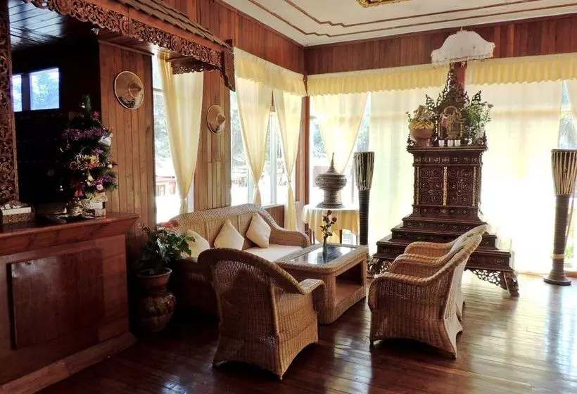 Conqueror Hotel Pindaya