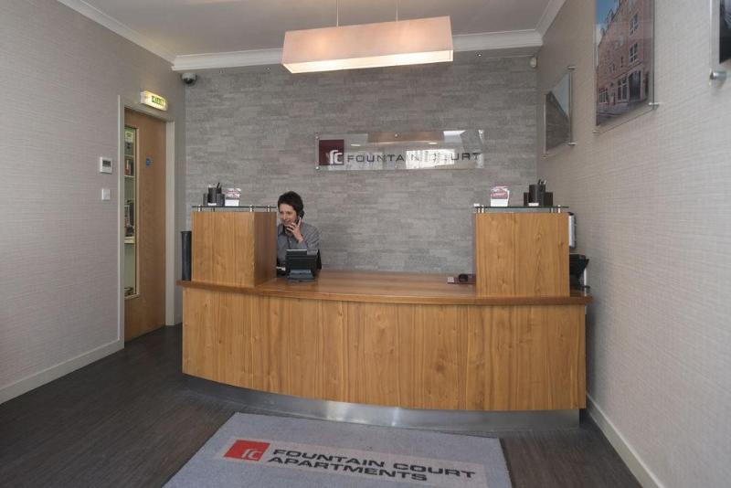 Fountain Court Apartments Grove Executive