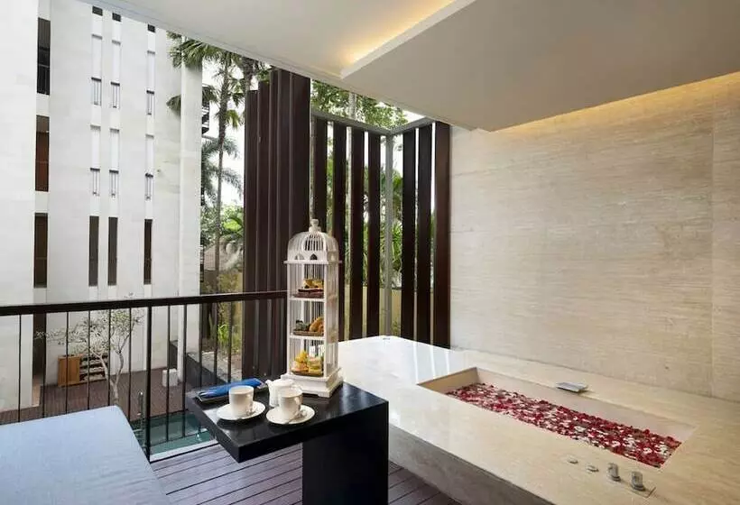 Отель Grand Seminyak   Lifestyle Boutique Bali Resort